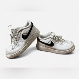 Toddler Baby Nike Air Force 1 Low (TD) White / Black Size 10 - like new